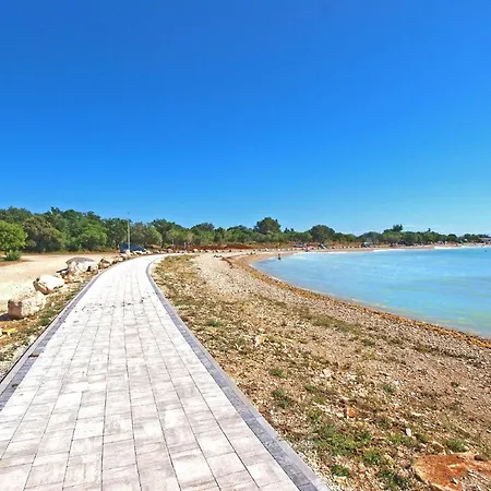 Apartment Fuer 3 Personen Ca 35 Qm In Peroj, Istrien Istrische Riviera *